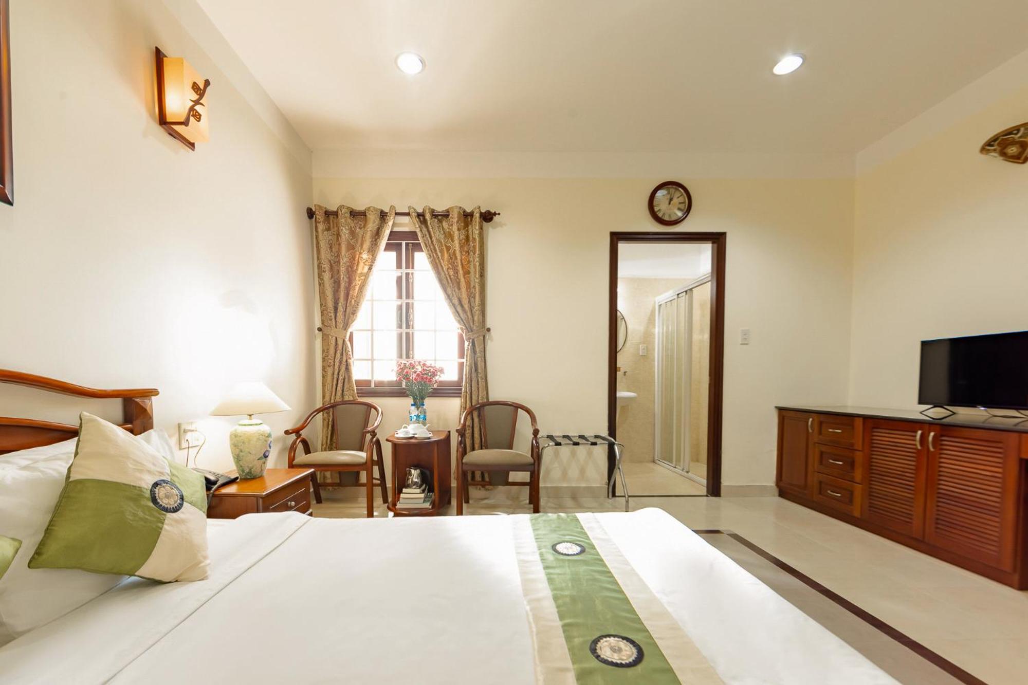 Hung Phong Hotel - Near Dalat Night Market Exterior photo