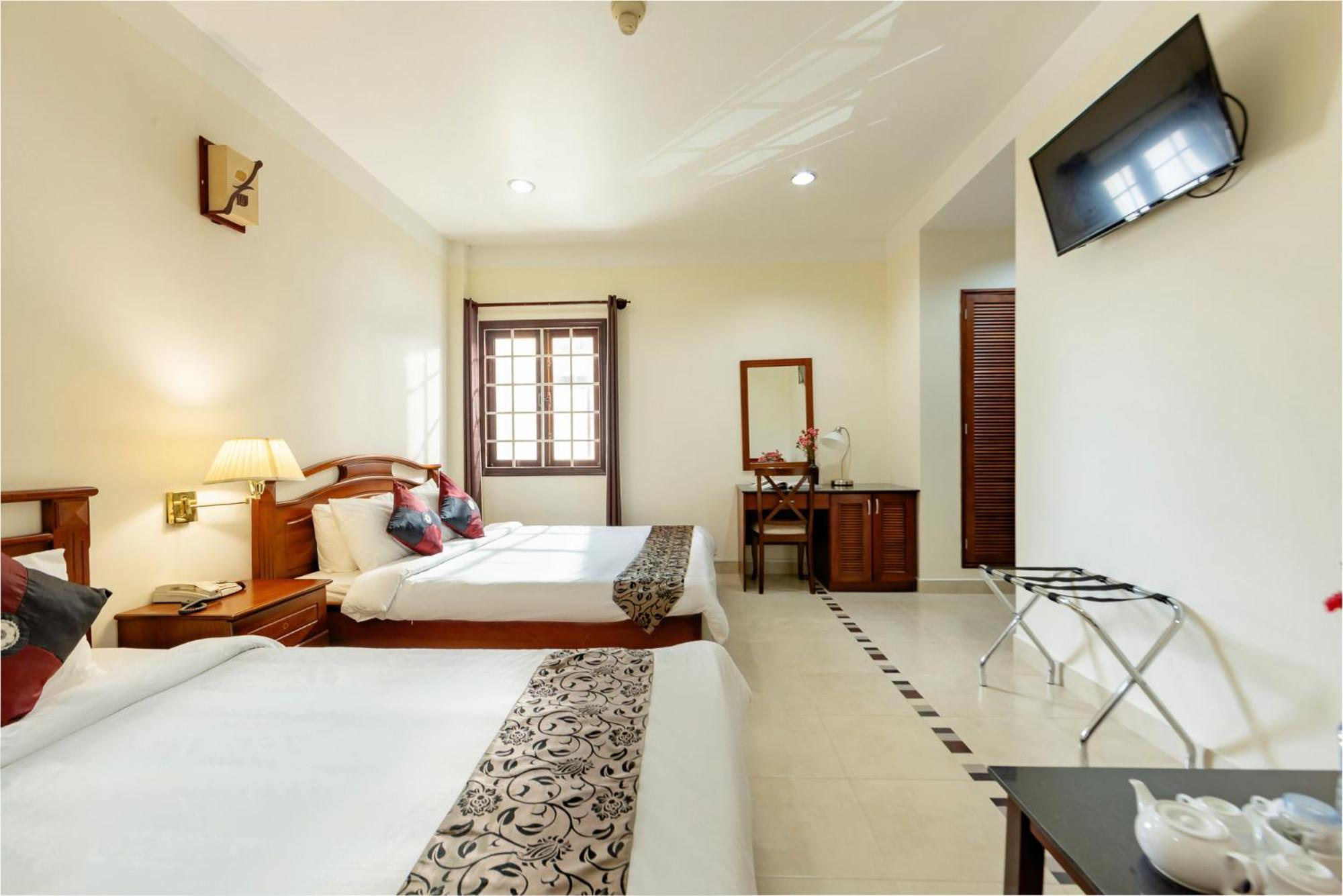 Hung Phong Hotel - Near Dalat Night Market Exterior photo