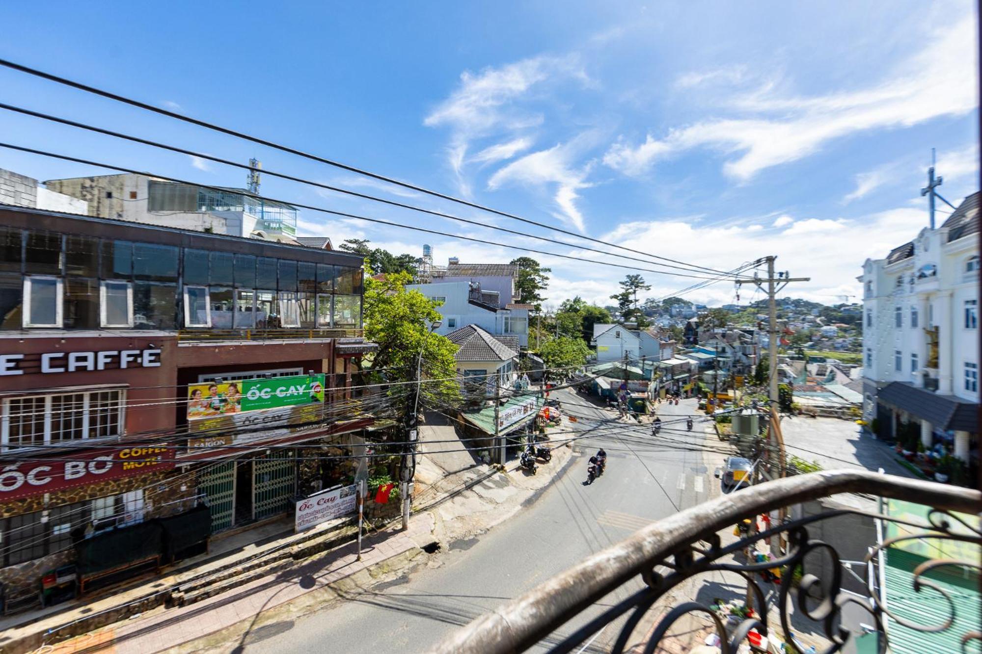 Hung Phong Hotel - Near Dalat Night Market Exterior photo